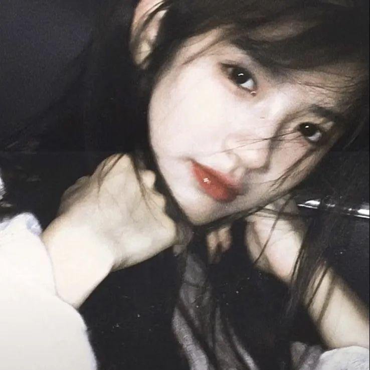 不羁的美女